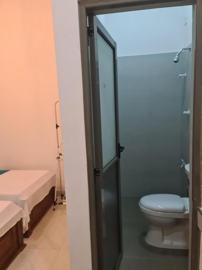 Ceylon Lodge - Airport Transit Hostel Negombo Extérieur photo
