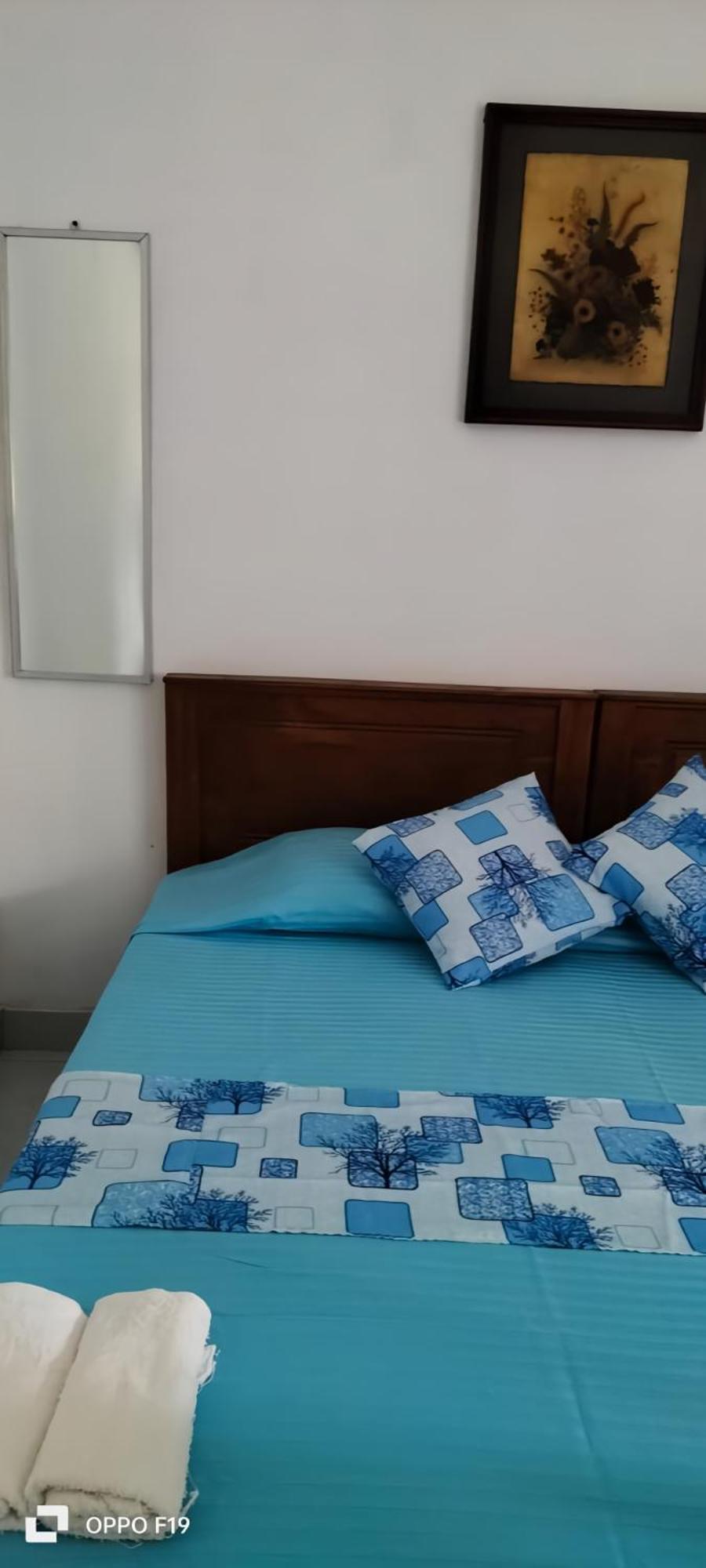 Ceylon Lodge - Airport Transit Hostel Negombo Extérieur photo