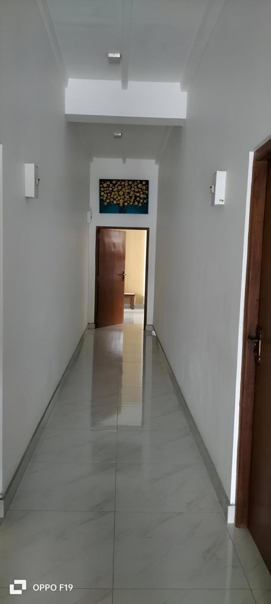 Ceylon Lodge - Airport Transit Hostel Negombo Extérieur photo
